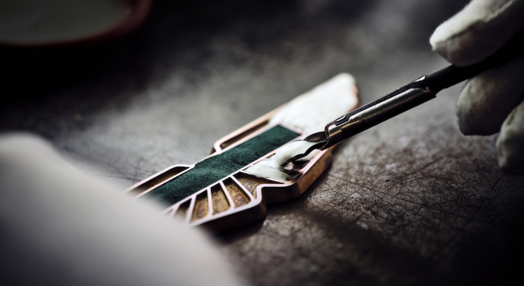 studio-ab-evolution-logo-aston-martin-5